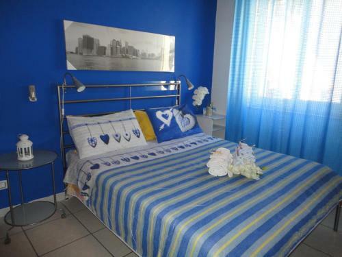 Hostal Travel And Living