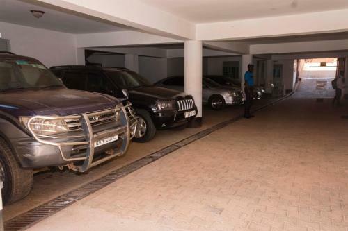 G-one Hotel