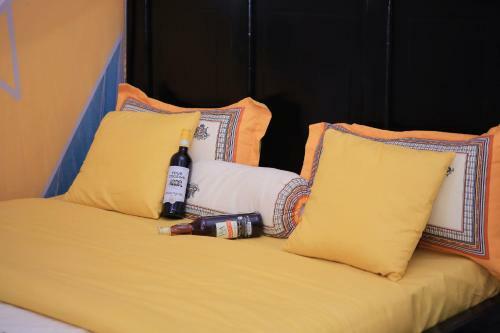 Free Wifi, Free Breakfast At Awooooo Accommodation Kampala
