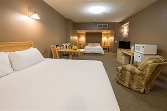 Hotel Podollan Inn - Fort Mcmurray