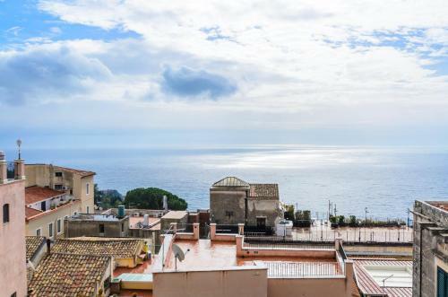 Sweet Taormina Apartment