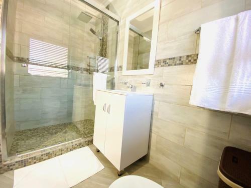 Hostal C&c Hotel Vibes Randpark Ridge Jhb 14 Units Available