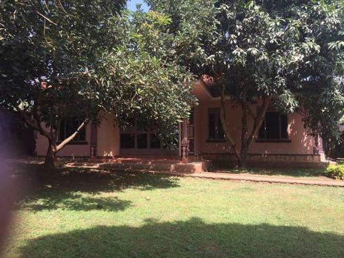 Villa For Rent In Kampala Najjera