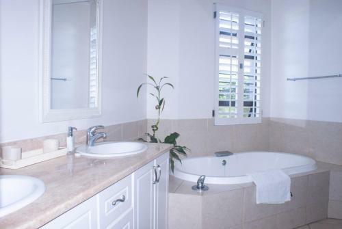 Apartamento 2 Marichel Beachfront Condo