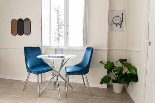 Hostal Longo Suites