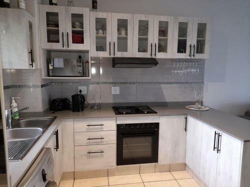 Lovely 1 Bedroom Apartment