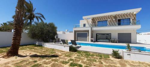 Villa Avec Piscine Priv�e 4 Chambres