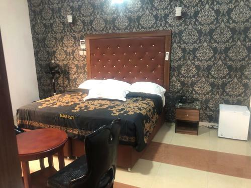 Hotel De? Bakers Suites