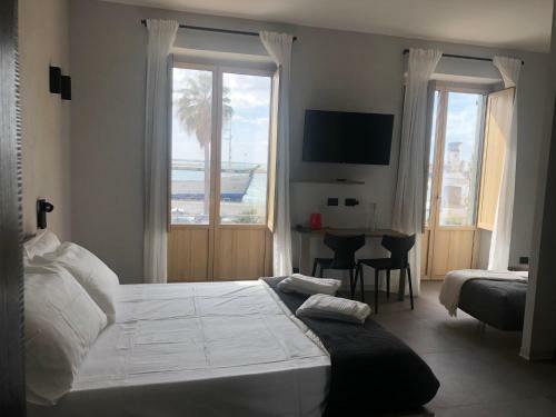Drepanon, Prospettive Sul Mediterraneo B&B