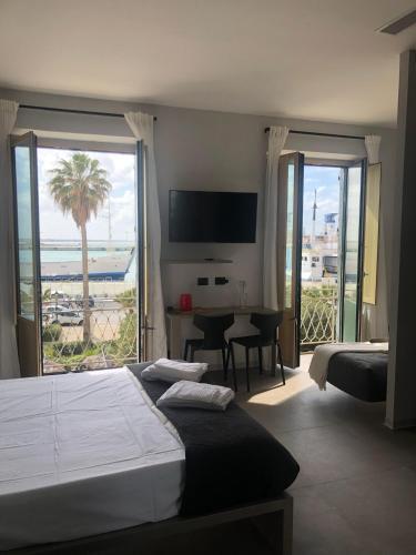 Drepanon, Prospettive Sul Mediterraneo B&B