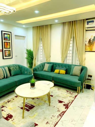 Eds Luxe Apartments Ikeja Lagos