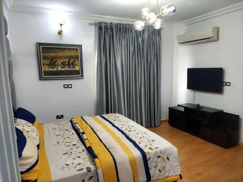 Lovely 2 Bedroom Serviced Apartment With Pool