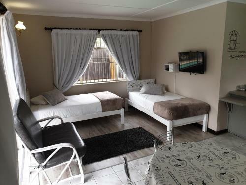 Hostal Ceelee's Place
