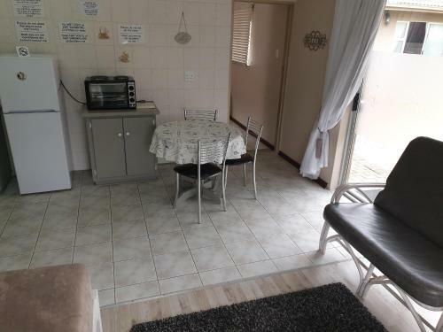 Hostal Ceelee's Place