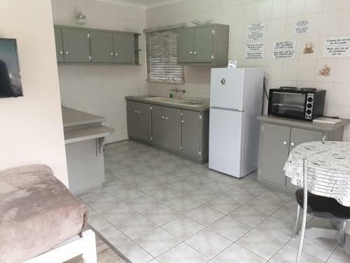 Hostal Ceelee's Place
