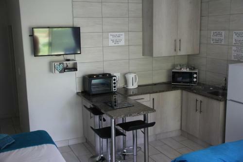 Hostal Ceelee's Place