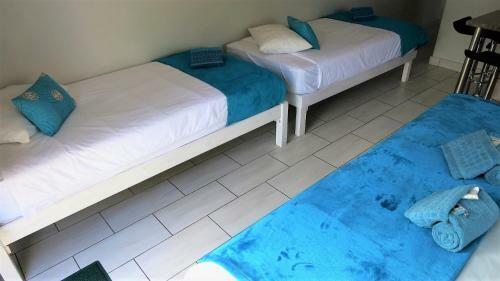 Hostal Ceelee's Place
