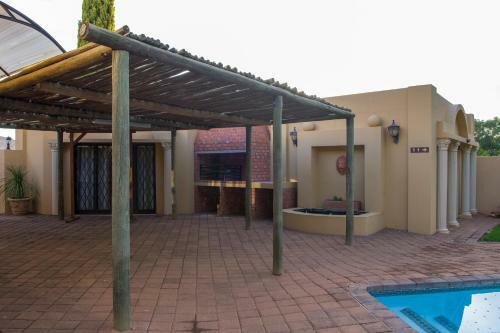 Hostal Toscana Estate
