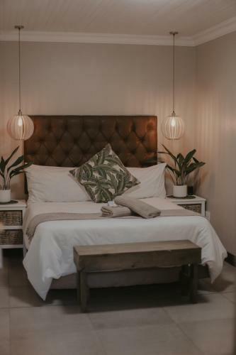Hostal Villa Rose Guesthouse & Venue