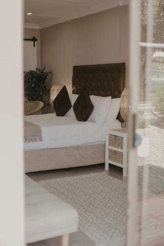 Hostal Villa Rose Guesthouse & Venue