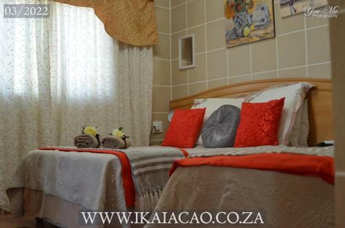 Hostal Ikaia Africa Accommodation Lodge - Self Catering Bachelor's Flats