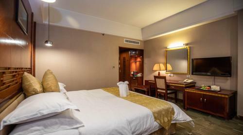 Kunming Golden Spring Hotel