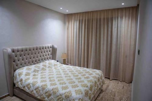 Apartamento Between Land&sea Luxurious Apt With Swimming Pool