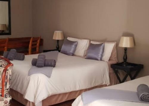 Hostal Travellers Joy Guest House