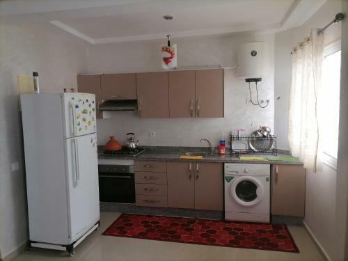 Apartamento Apparemment Avec Piscine