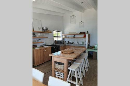Shimmering Sea Cottage