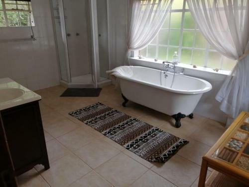 Charming Dullstroom Cottage - Brian's Place