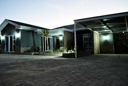 Hostal Pasteur Guesthouse