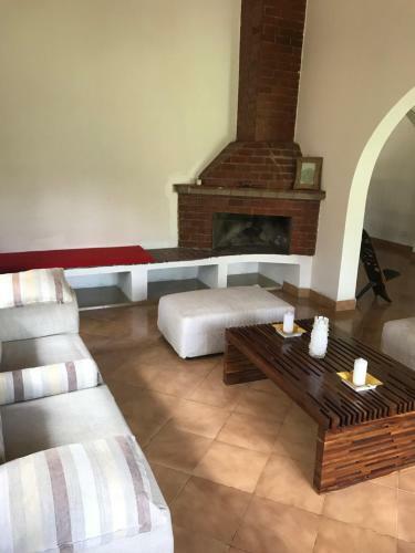Hostal Usariver - House