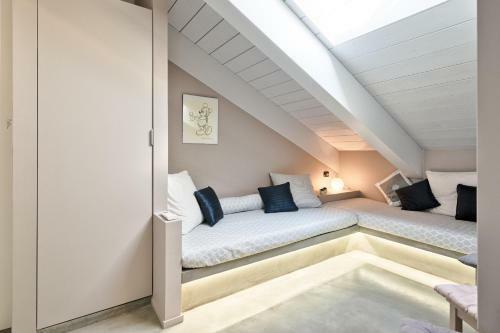 Acadamis Aparthotel - Suites & Junior Suites