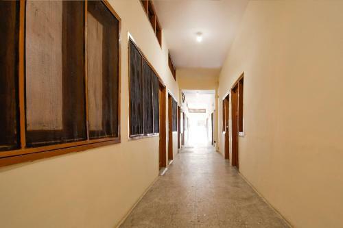 Spot On 65460 Hotel Gulmohar