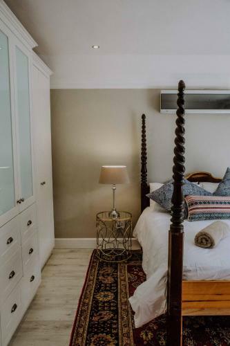 Hostal Franschhoek Village House