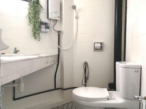 Aurora Court Service Apartment