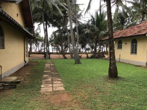 Ikrams Holiday Bungalow