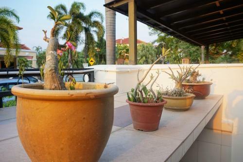 Warisan Indah Homestay Klia 2