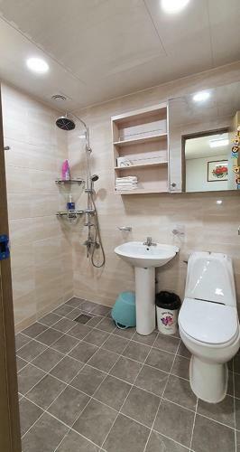 Hostal Gilson Guesthouse
