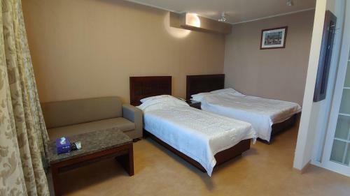 Seorakhill Hotel