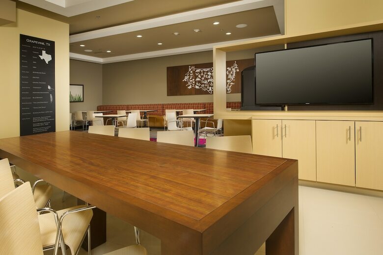 Hotel Towneplace Suites By Marriott Dallas Grapevine