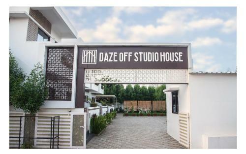 Hotel Daze Off Studio House