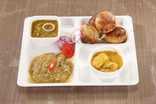 Oyo 81158 Hotel The Shivam