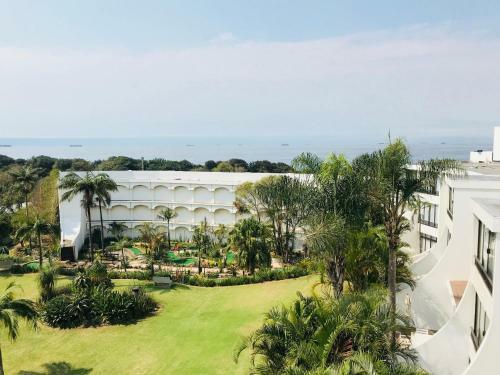 Breakers Resort Apartments
