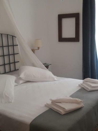 Hostal Rooms Alla Loggia Del Castello