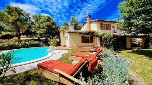 Spoleto Enchantedexc Pool, Gardens Villaaircon