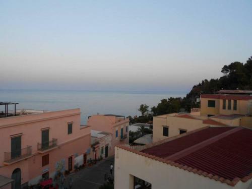 Usticatour Apartments And Villas