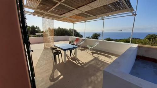 Usticatour Apartments And Villas