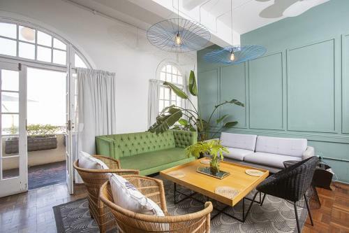 Albergue Halo Hybrid Hotel